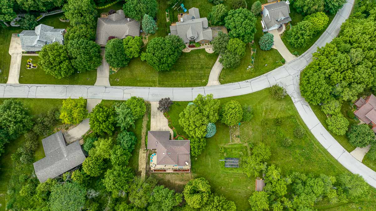 Spring-Valley_Iowa-City-Aerias_©Jonathan-David-Sabin_Iowa-Aerial_Drone-Video.com